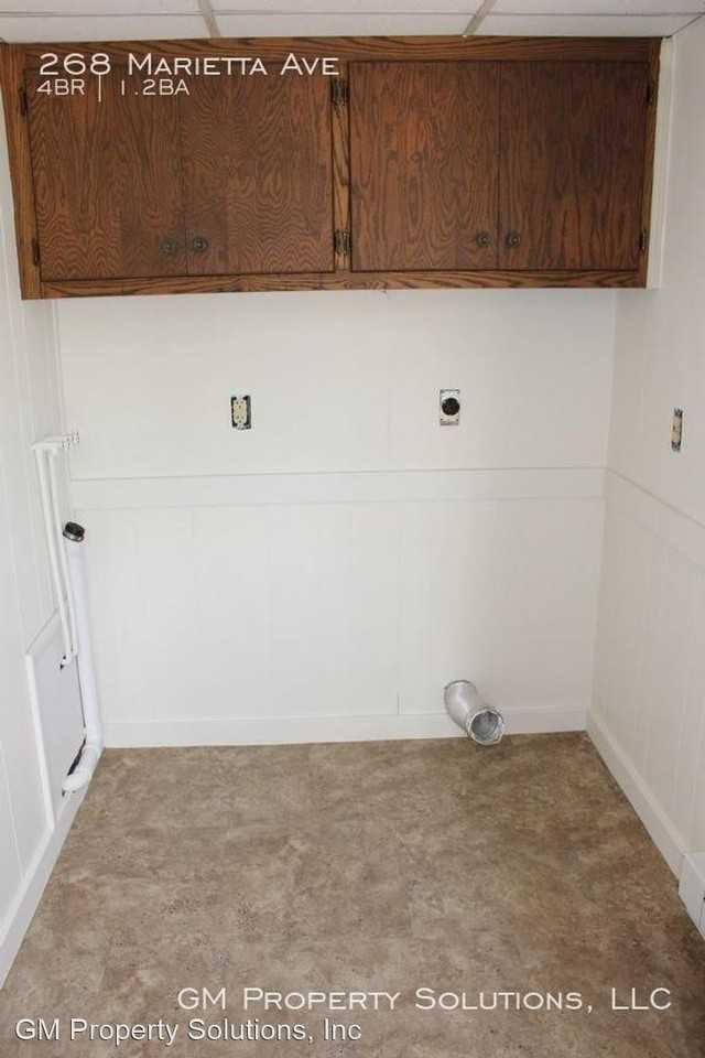 Beautiful 4 Bedroom 1.5 Bath in Marietta ! - Photo 3 of 29