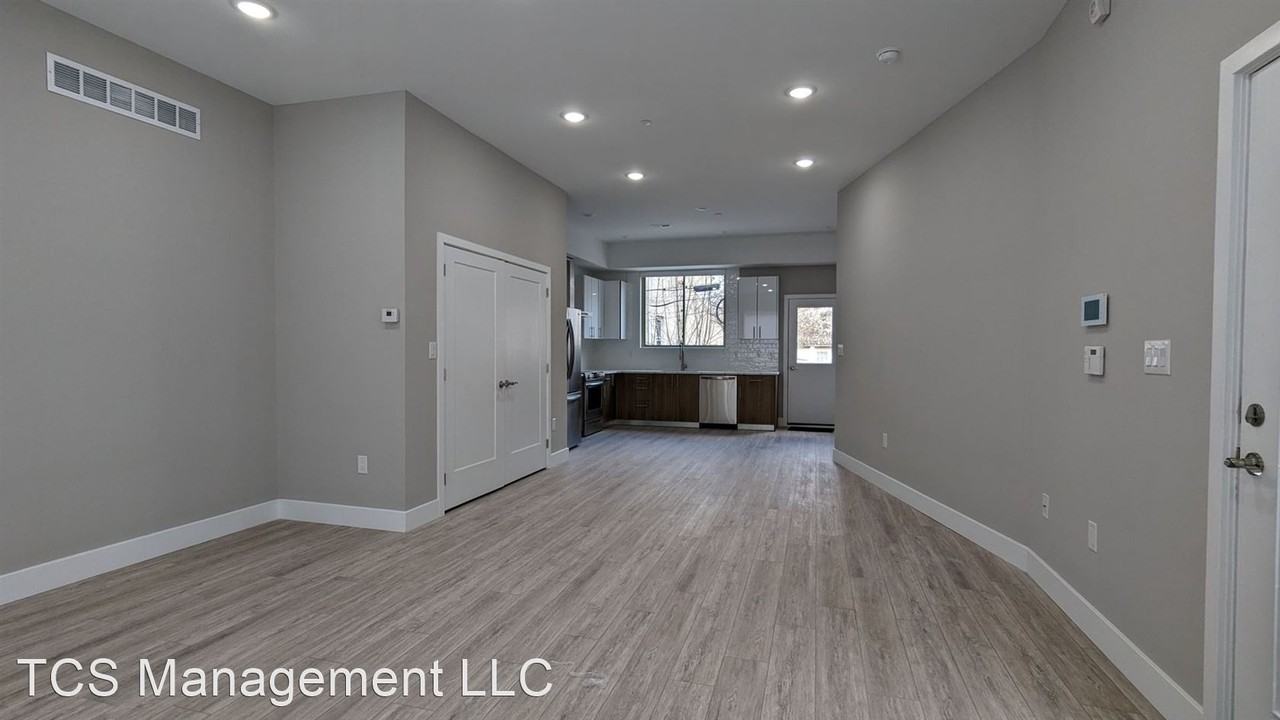 1201 North Taylor Street (DNM 4/1/2023) - Photo 3 of 50