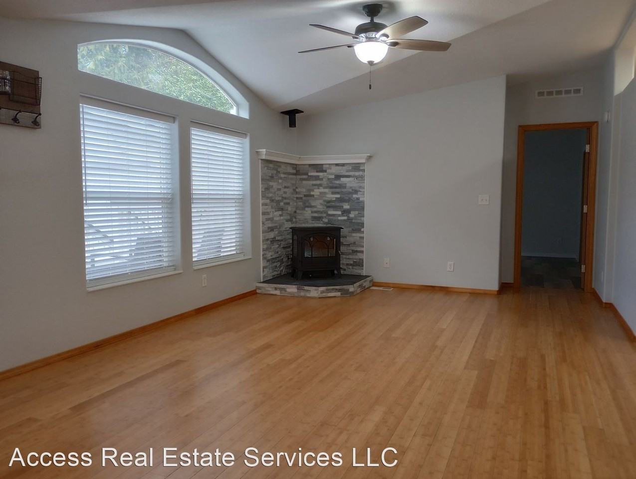 3025 Hemlock Way - Photo 2 of 25