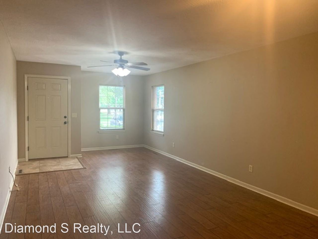 1407 E Seminole St - Photo 3 of 21