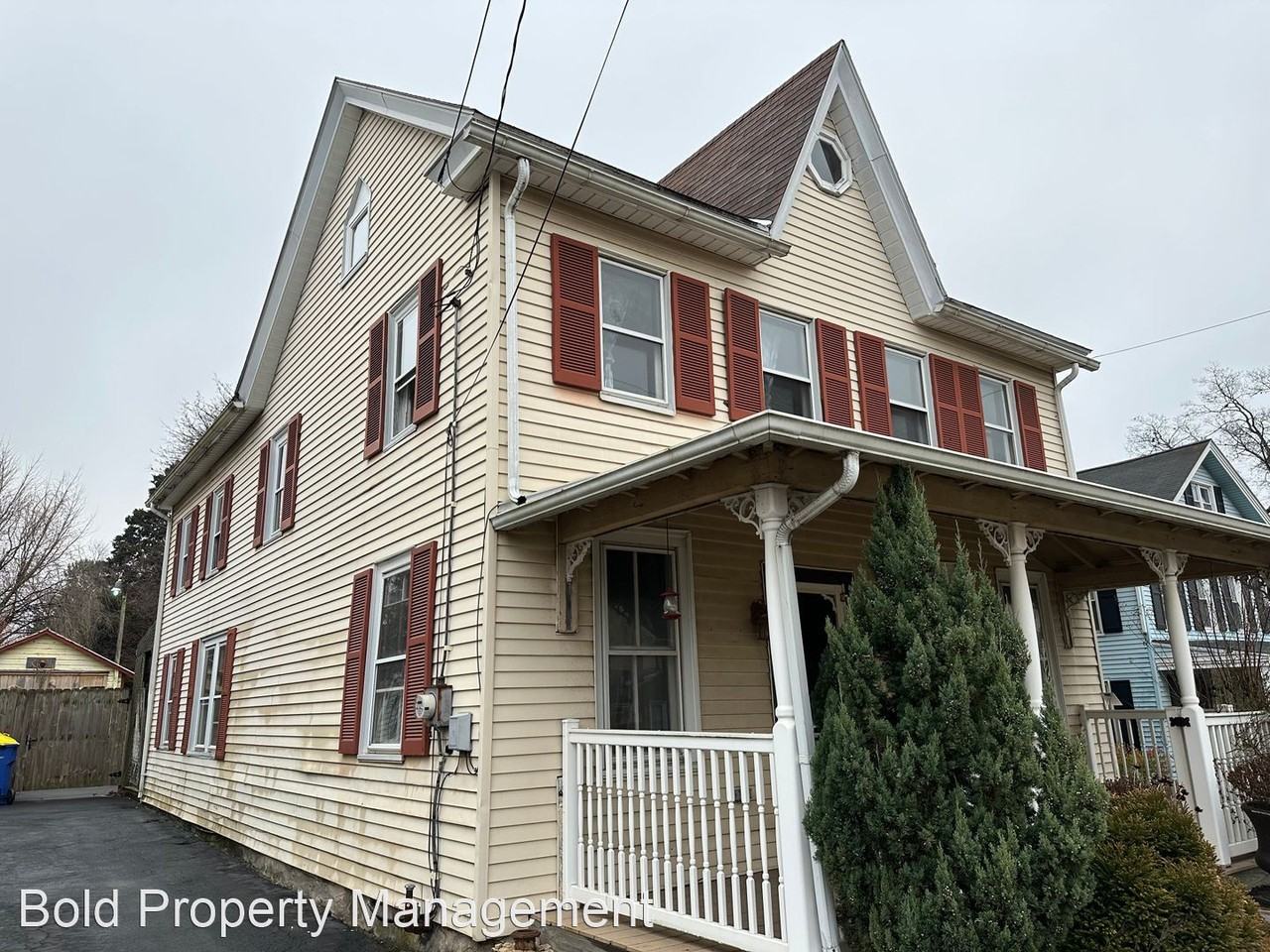 4431 Horseshoe Pike - Photo 2 of 10