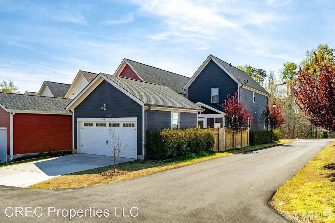 853 Great Ridge Pkwy - Photo 3 of 30