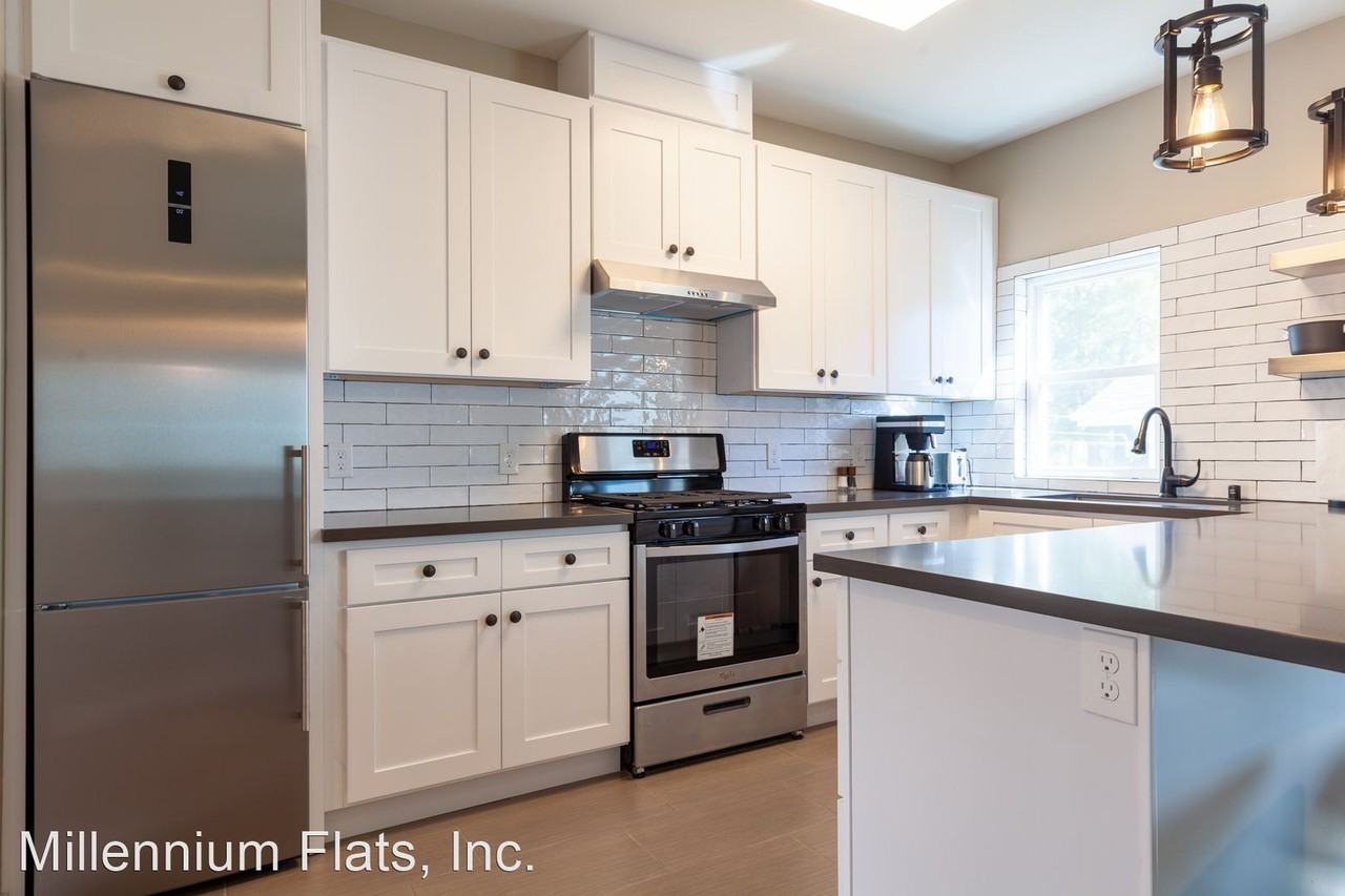 5225 West St - Photo 3 of 22