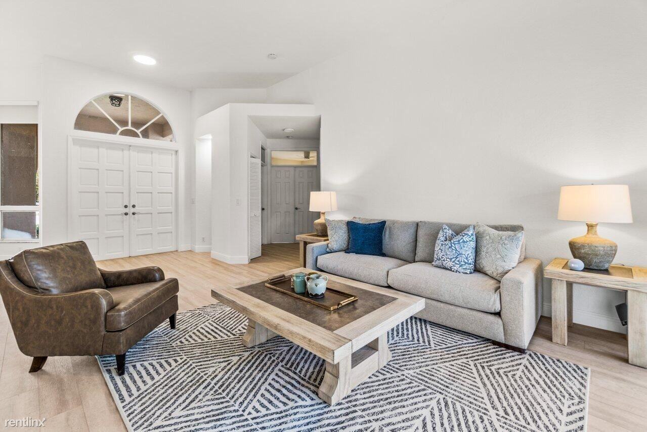 15621 Latina Pl - Photo 3 of 31