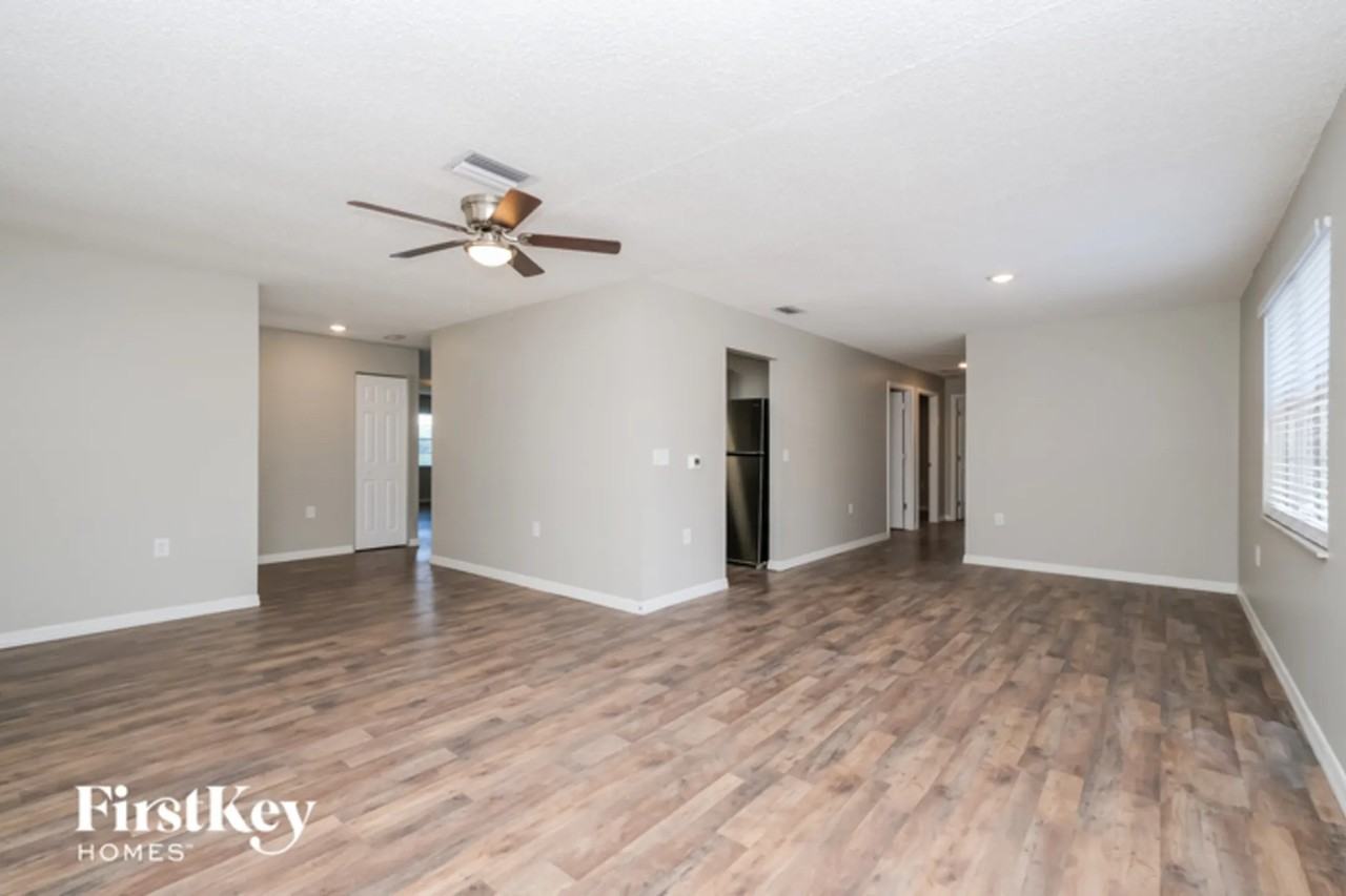 7017 Wentworth Way - Photo 2 of 15