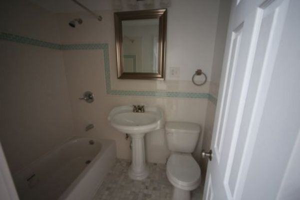 8th ave - Photo 3 of 4