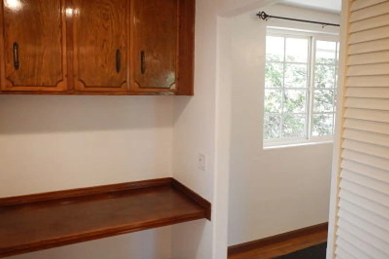 1538 Tavern Rd - Photo 3 of 7