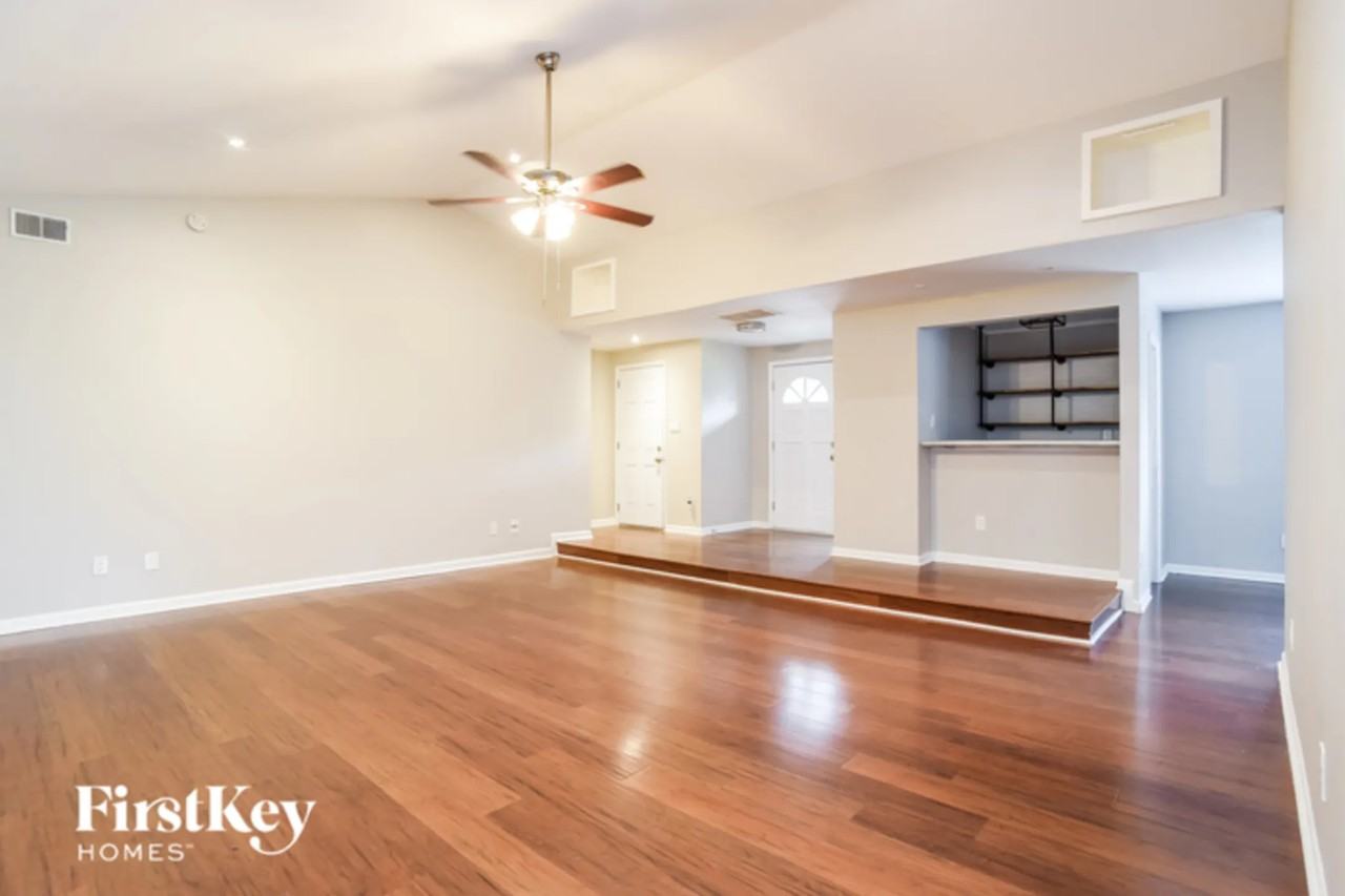 10001 Fairway Ridge Rd - Photo 3 of 15