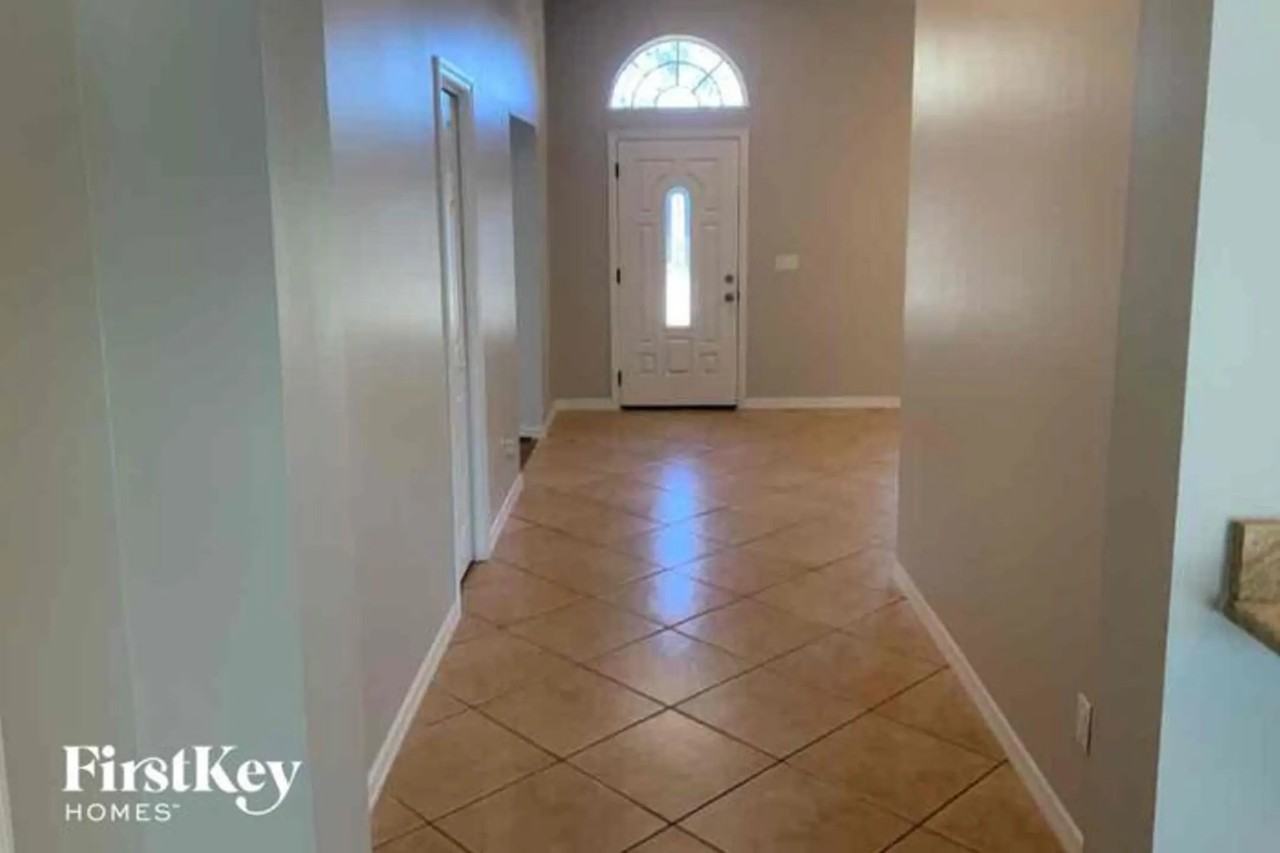 9336 Sunnyoak Dr - Photo 2 of 18