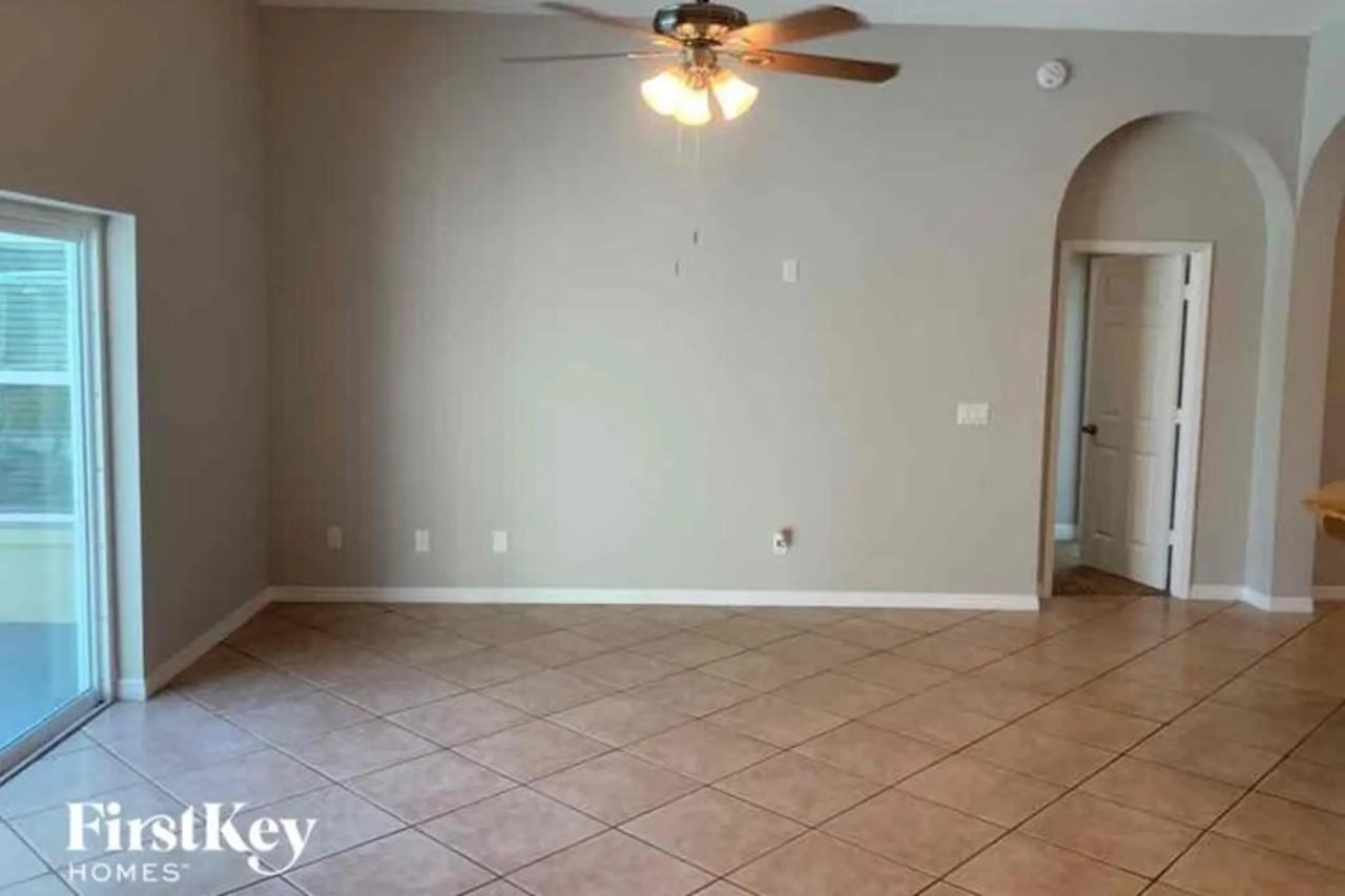 9336 Sunnyoak Dr - Photo 3 of 18