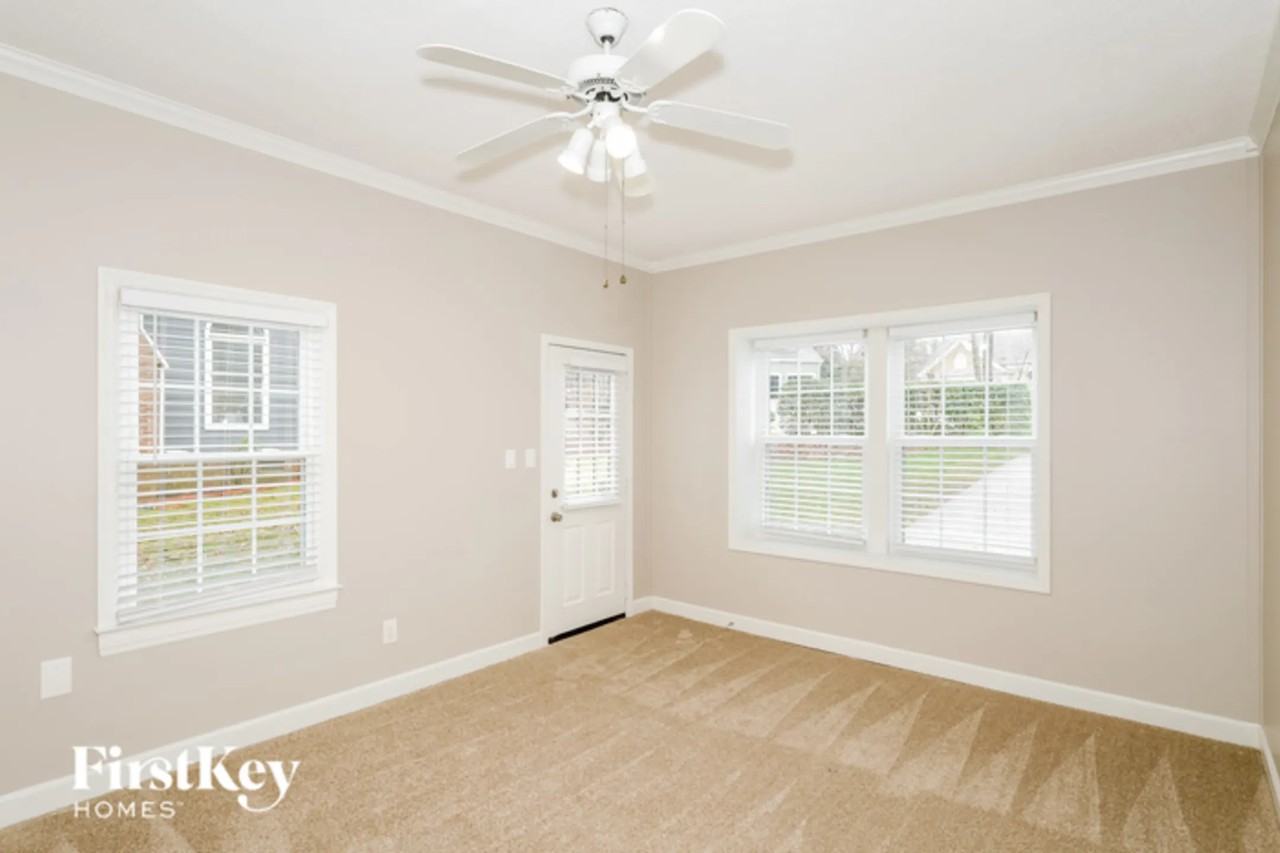 3339 Silver Pond Ct - Photo 3 of 15