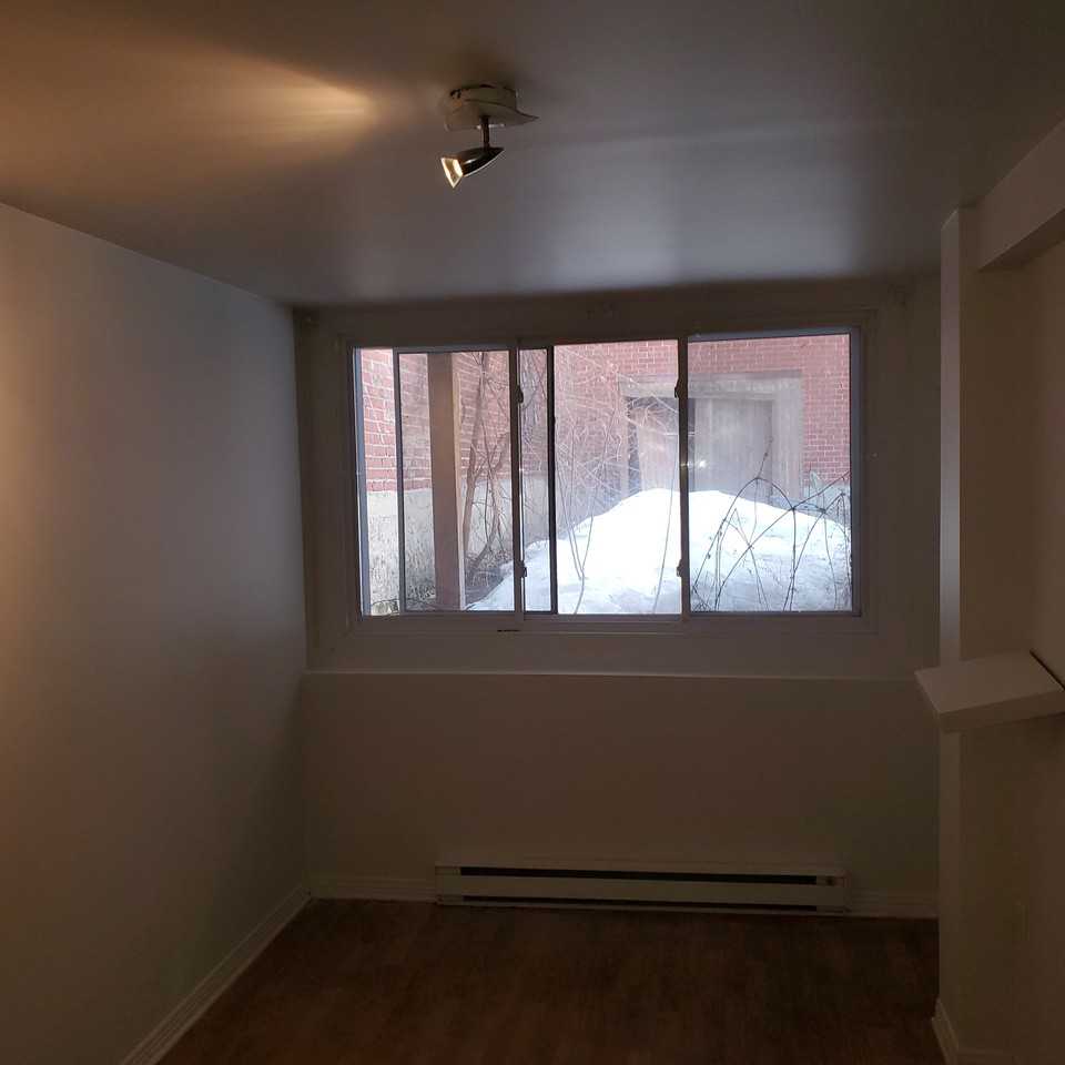 4512 Avenue Coolbrook #4512C - Photo 6 of 11
