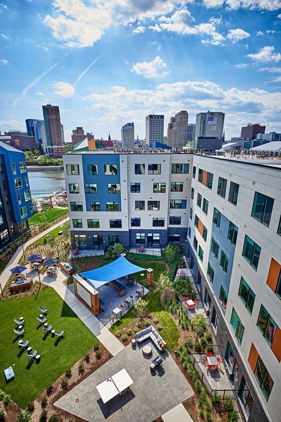 10 Bergen Street #435 - Photo 2 of 12