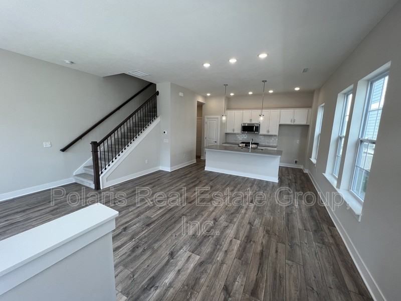 561 Steinbeck Place - Photo 2 of 22