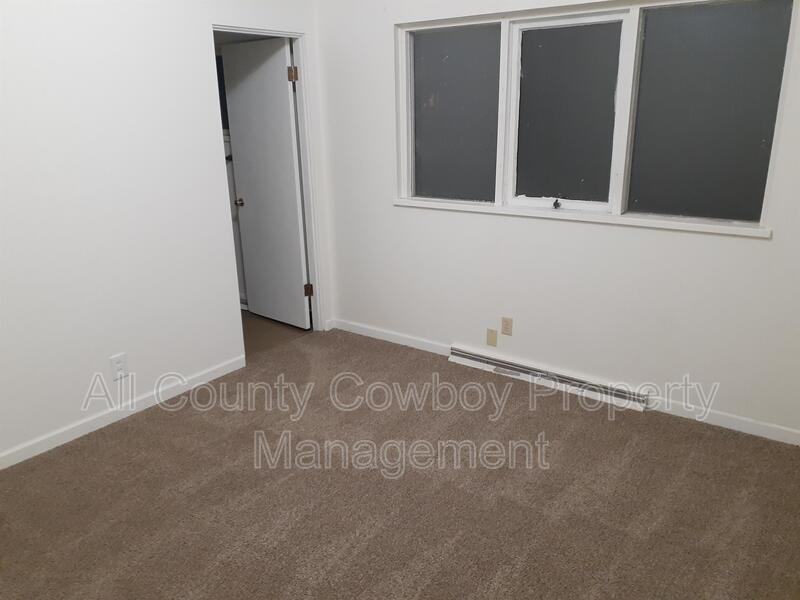 707 S 23rd St #707 - Photo 7 of 18