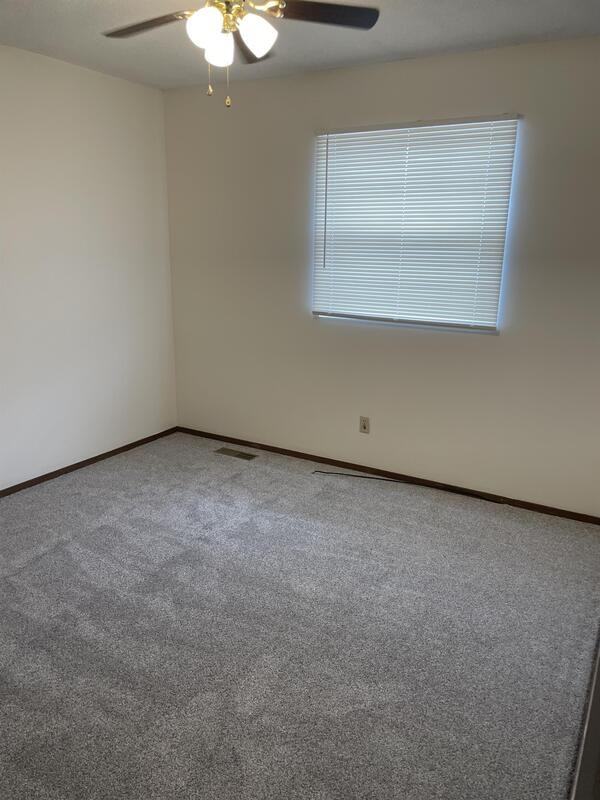 3212 Belmont St - Photo 3 of 9