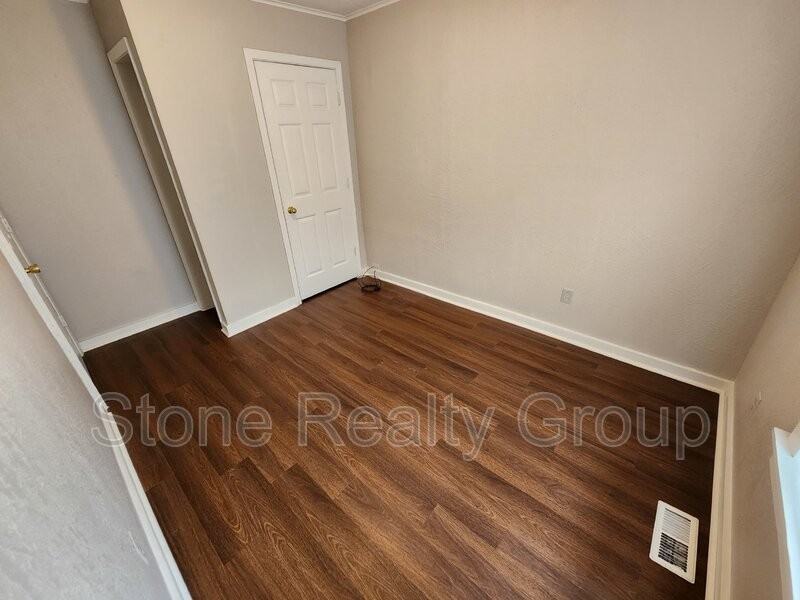 509 S 5th St #6 - Photo 4 of 10