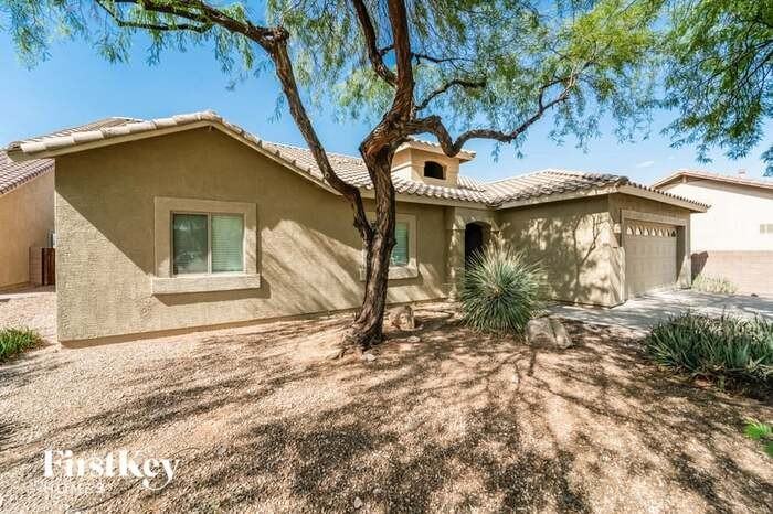 7776 W Thelon Ct - Photo 2 of 15