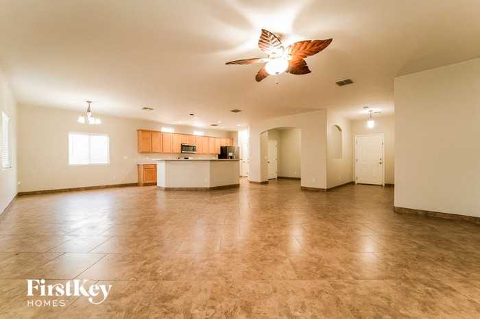 7776 W Thelon Ct - Photo 3 of 15