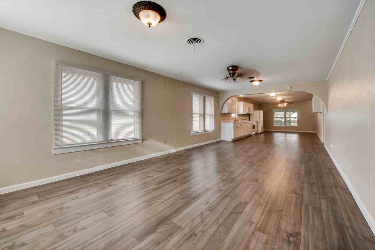 320 North 2nd Street - Photo 2 of 17