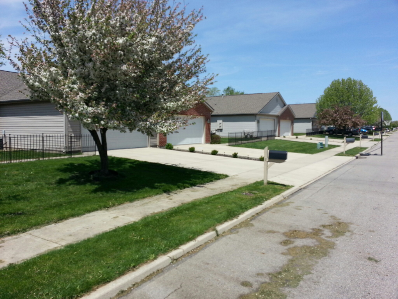 172 Westhaven Dr - Photo 2 of 12