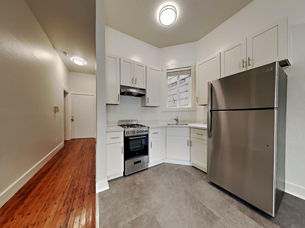 643 Divisadero St. - Photo 2 of 16