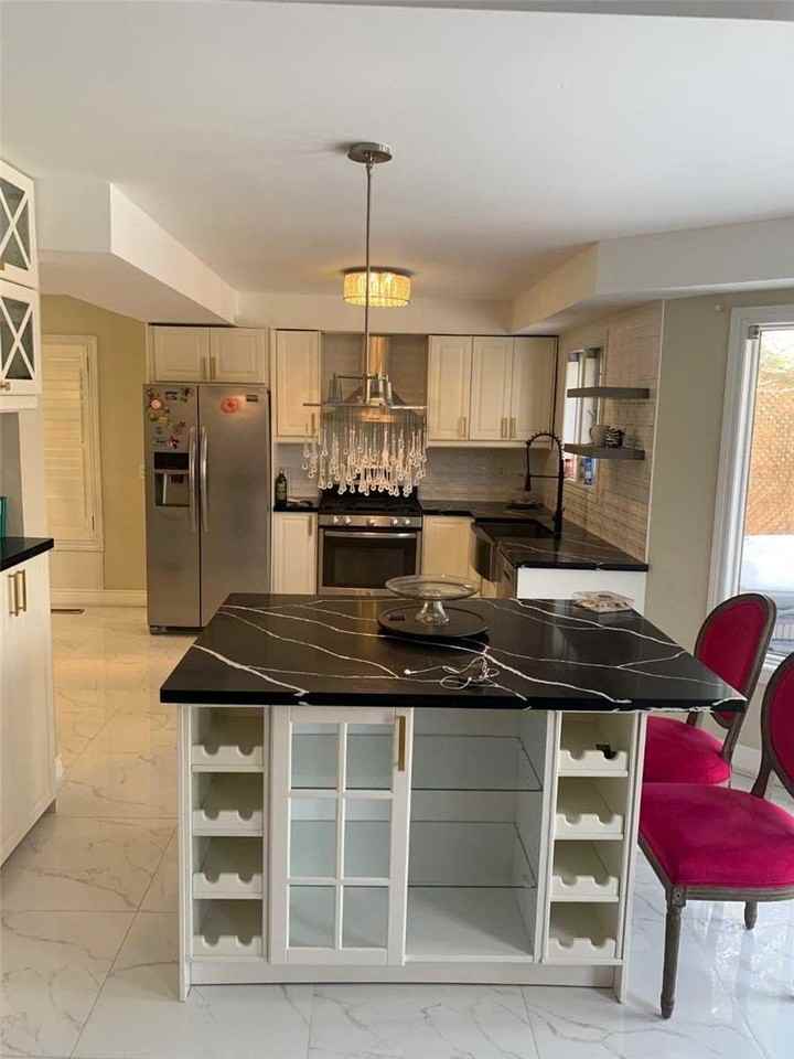 176 Humberland Drive ## - Photo 2 of 6