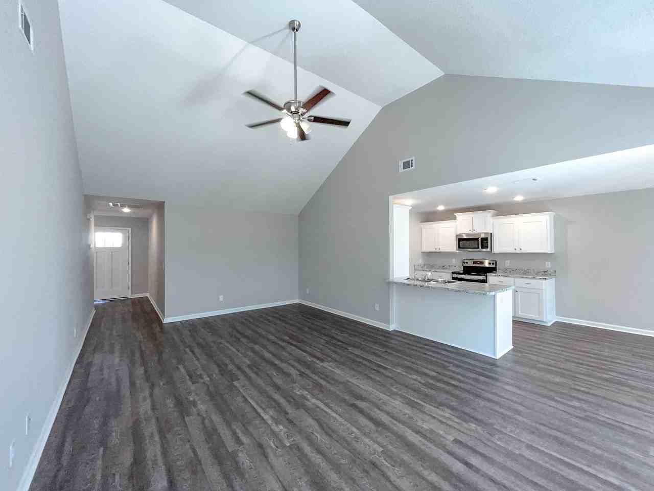 354 S Bridgeport Dr #1 - Photo 3 of 20