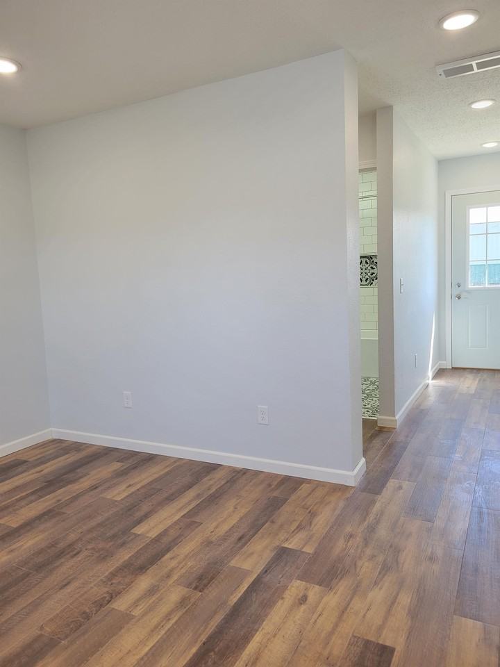 2255 Fairfax Dr #2255 - Photo 5 of 13