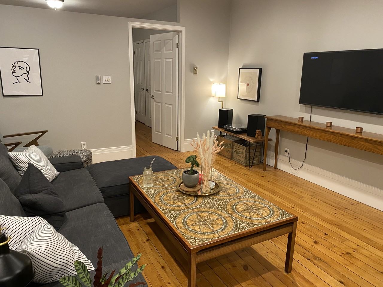 320 Logan Avenue - Photo 3 of 15