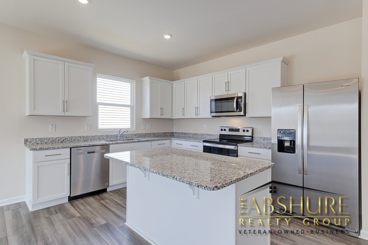 3512 Arctic Brook St #1 - Photo 6 of 42