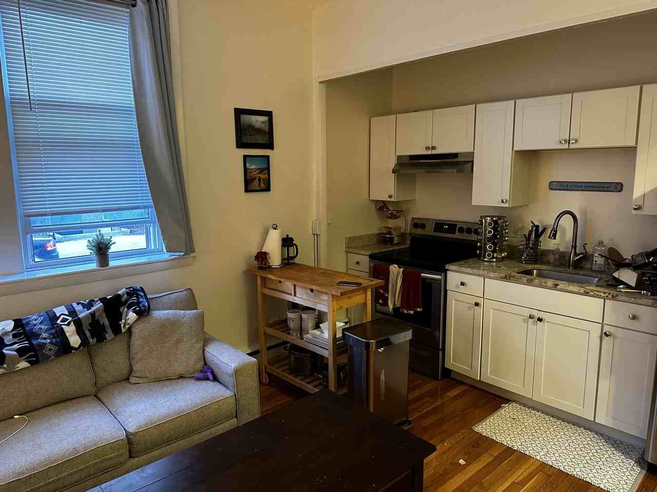 202 Saint Paul St #12 - Photo 6 of 17