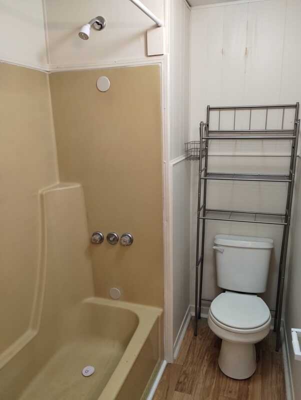 5550 Lyle Ln - Photo 6 of 13