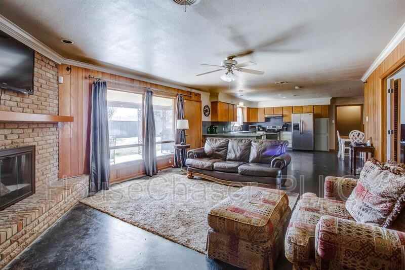 5211 17th St - Photo 3 of 17