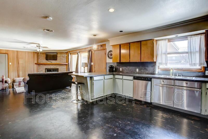 5211 17th St - Photo 5 of 17