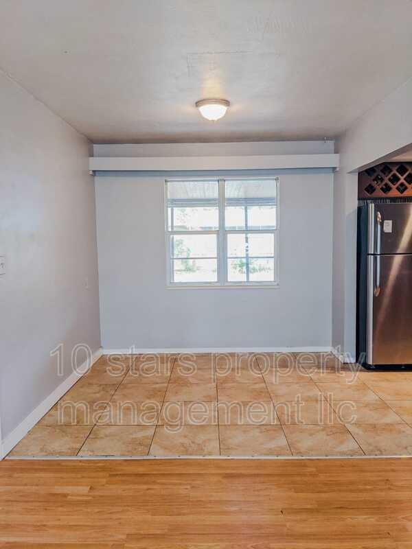 6900 16th St N - Photo 6 of 21