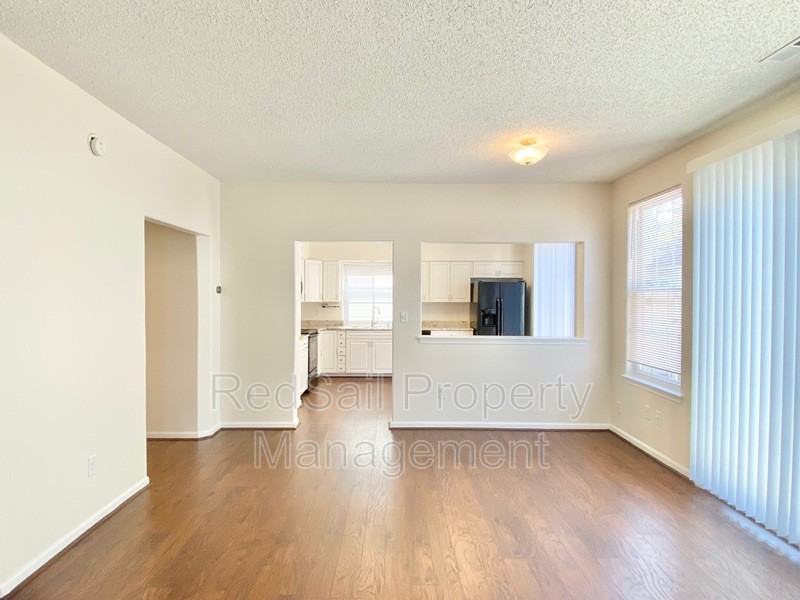129 Watson Dr - Photo 5 of 25