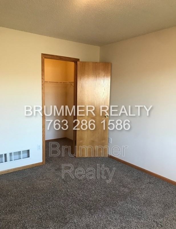 5547 154th Ter Nw - Photo 2 of 34