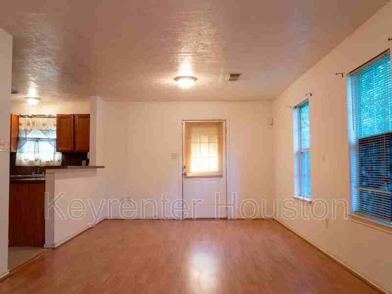 5706 Tuskegee St - Photo 3 of 12