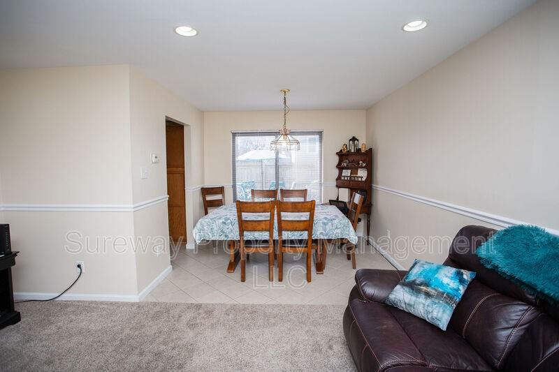 207 Empress St - Photo 6 of 46