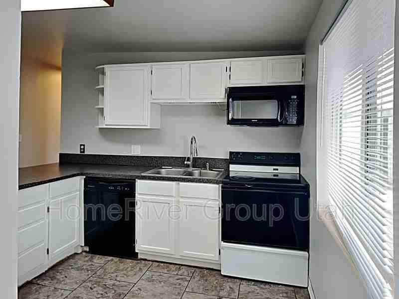 2523 Sw - Photo 7 of 20