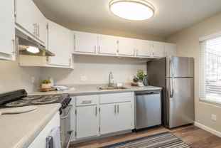 501 W Zia Rd - Photo 1 of 1