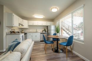 501 W Zia Rd - Photo 1 of 1