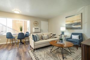 featured image of 501 W Zia Rd