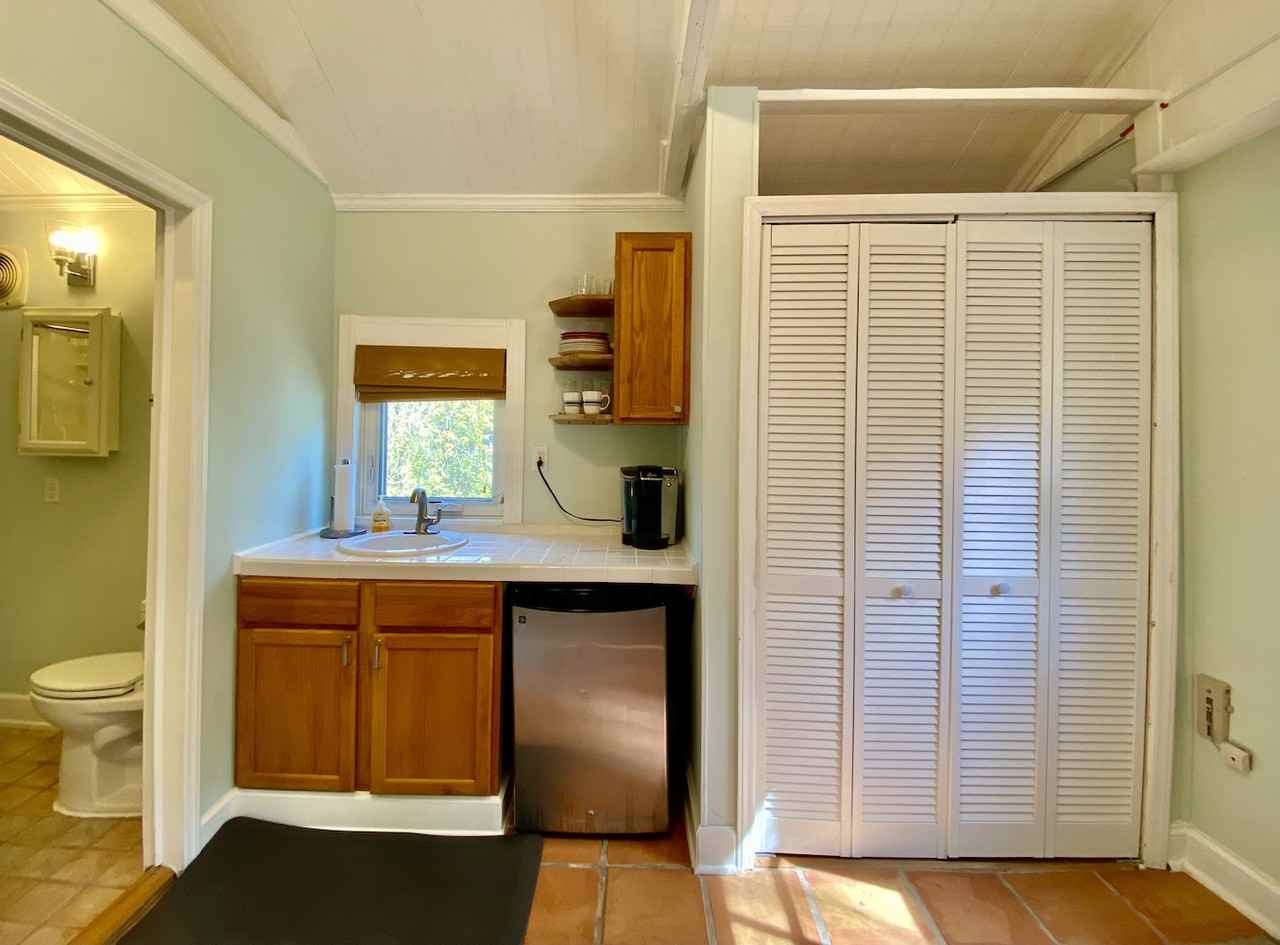 1008 Starlight Dr #2 - Photo 5 of 17