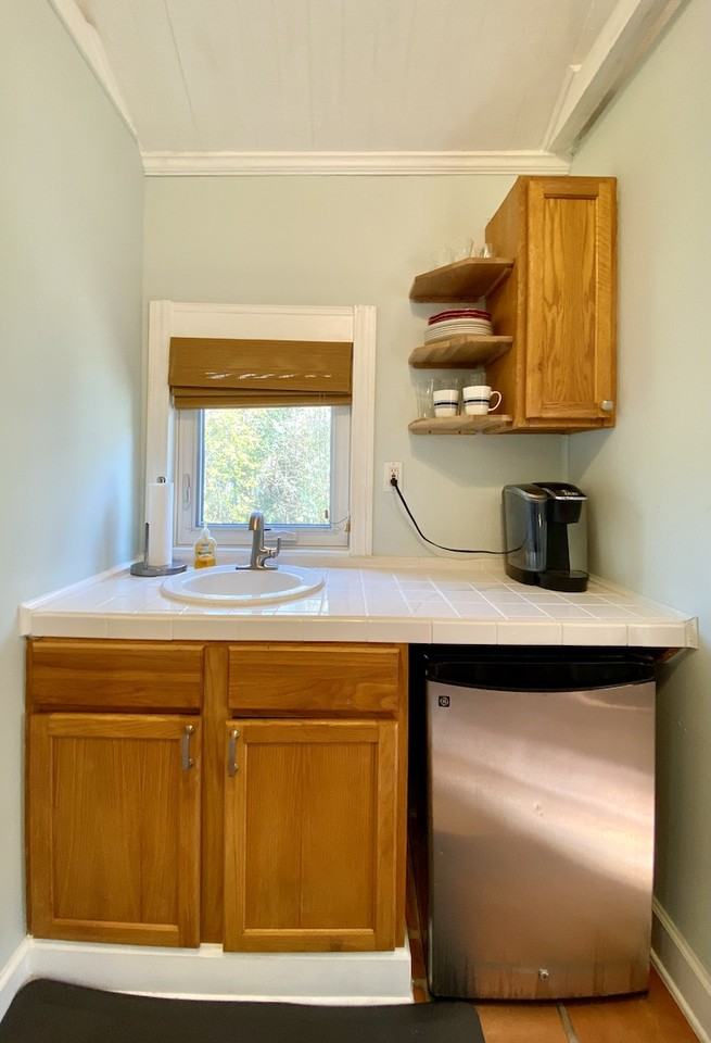 1008 Starlight Dr #2 - Photo 6 of 17