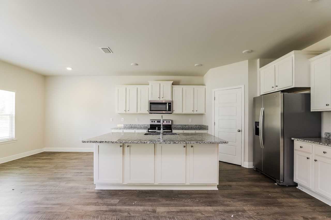 110 110 London Cir - Photo 5 of 18