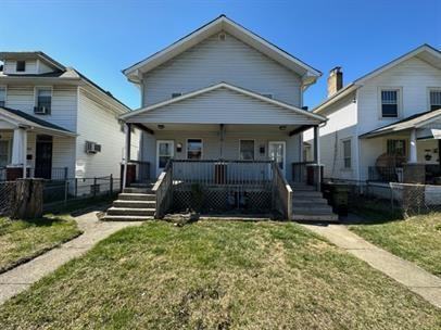 1149 Walters St - Photo 3 of 26