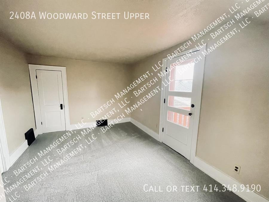 2408A S Woodward St Uppr - Photo 2 of 6