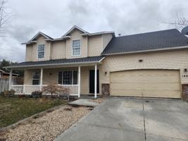 featured image of 1427 West Roberts Place